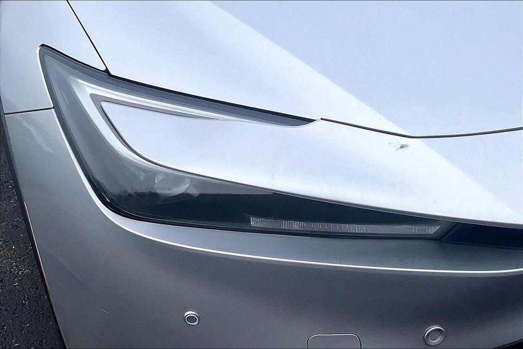 Used 2023 Toyota Prius LE FWD image 31