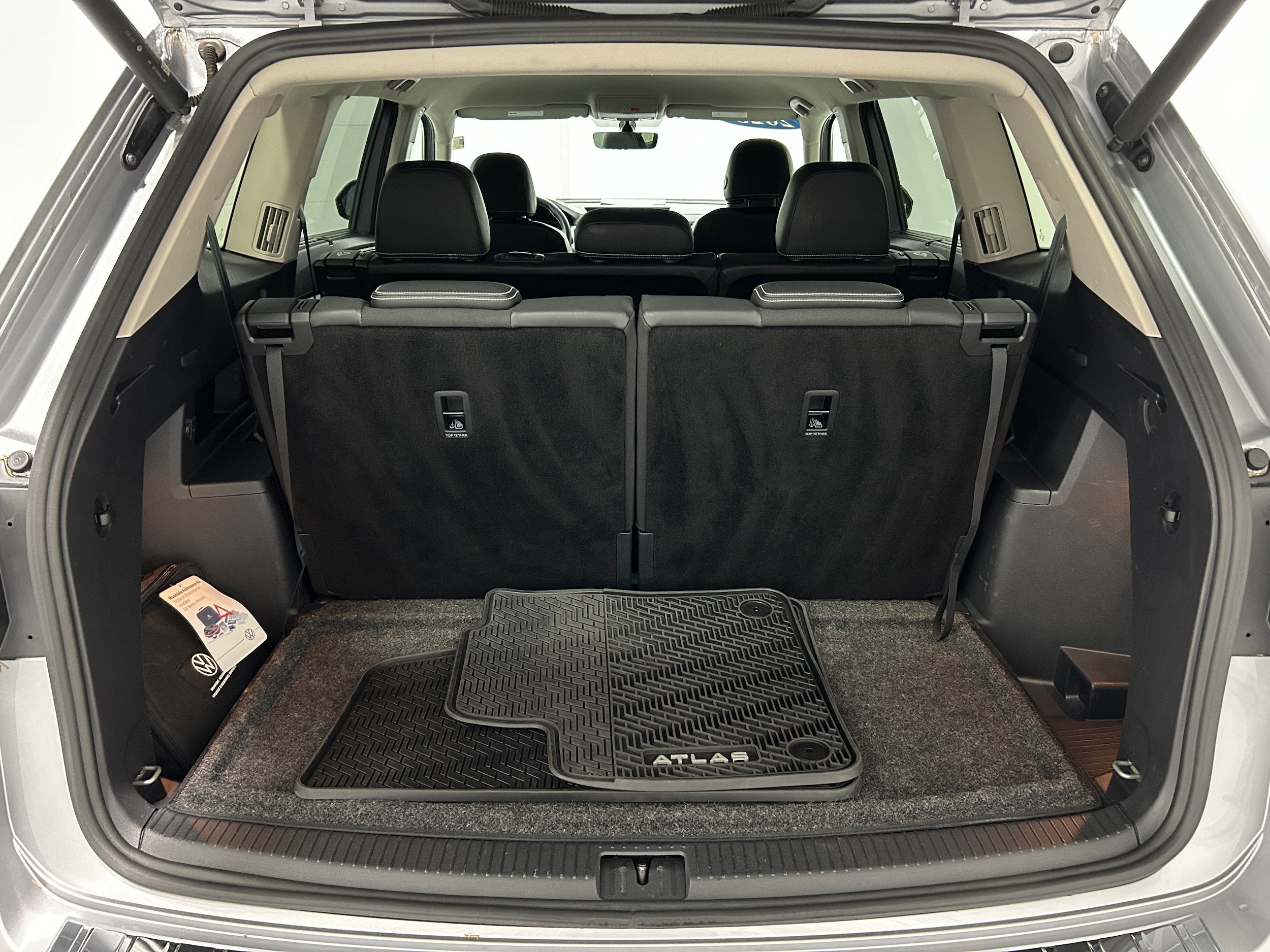 Used 2023 Volkswagen Atlas SE AWD/4WD image 33