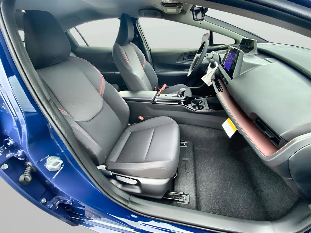 New 2026 Toyota Prius Plug-In Hybrid FWD image 24