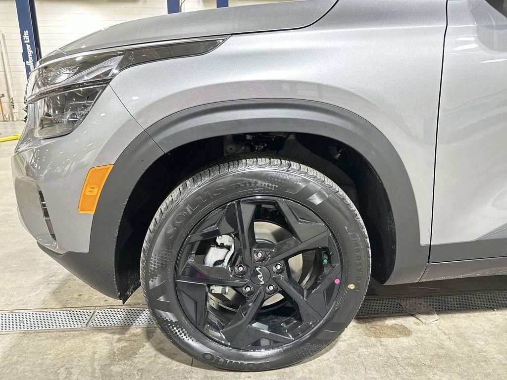 New 2026 Kia Seltos EX w/ EX Sunroof Package image 16