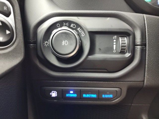 New 2024 Jeep Wrangler Unlimited Sahara AWD/4WD image 36