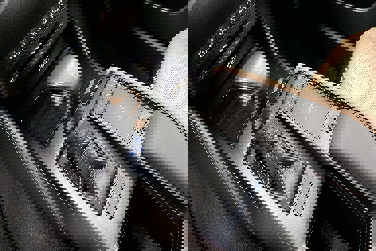 Used 2019 Lexus ES 350 Ultra Luxury w/ Accessory Package image 16