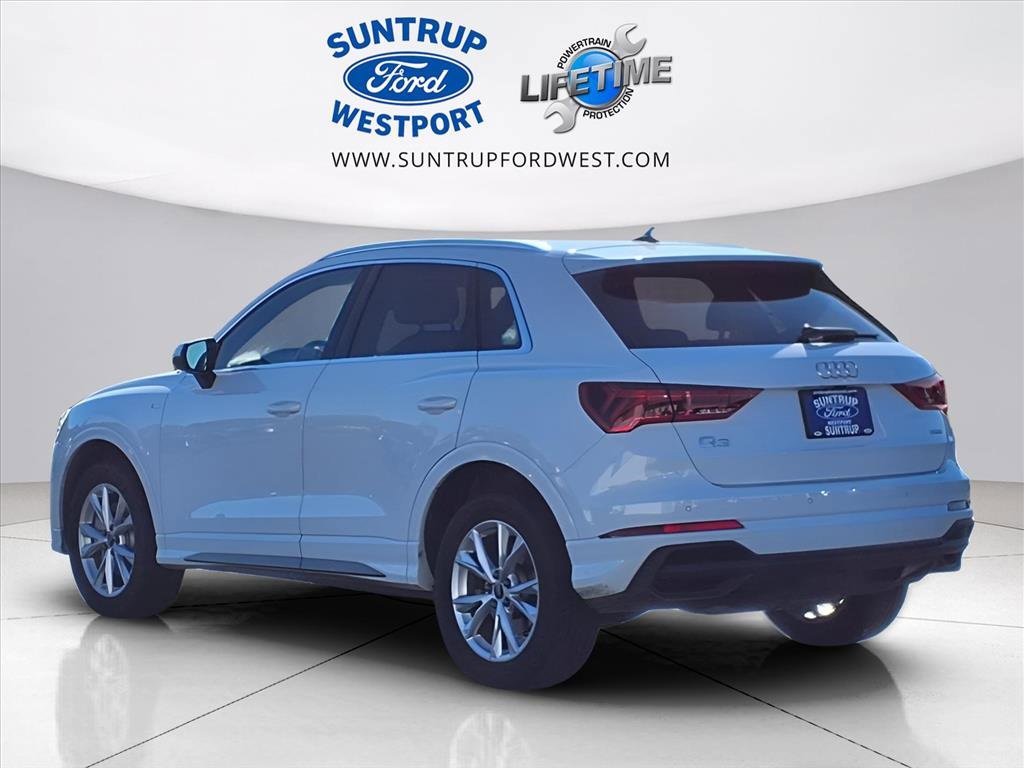 Used 2024 Audi Q3 2.0T Premium image 26