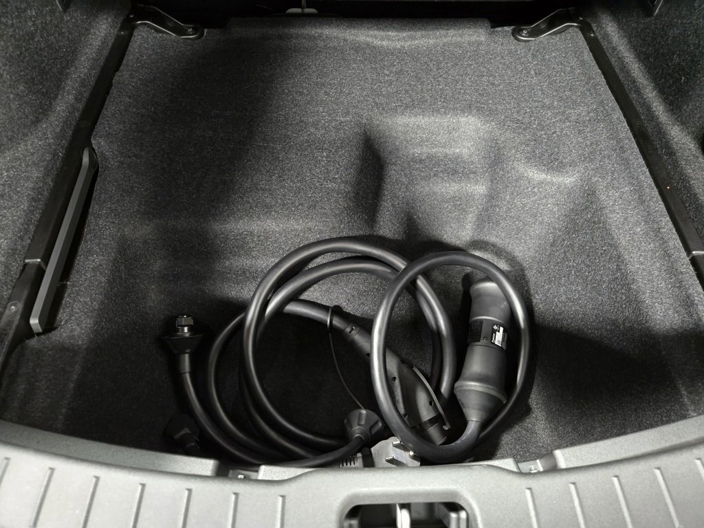 Used 2022 Polestar Polestar 2 w/ Performance Package image 44