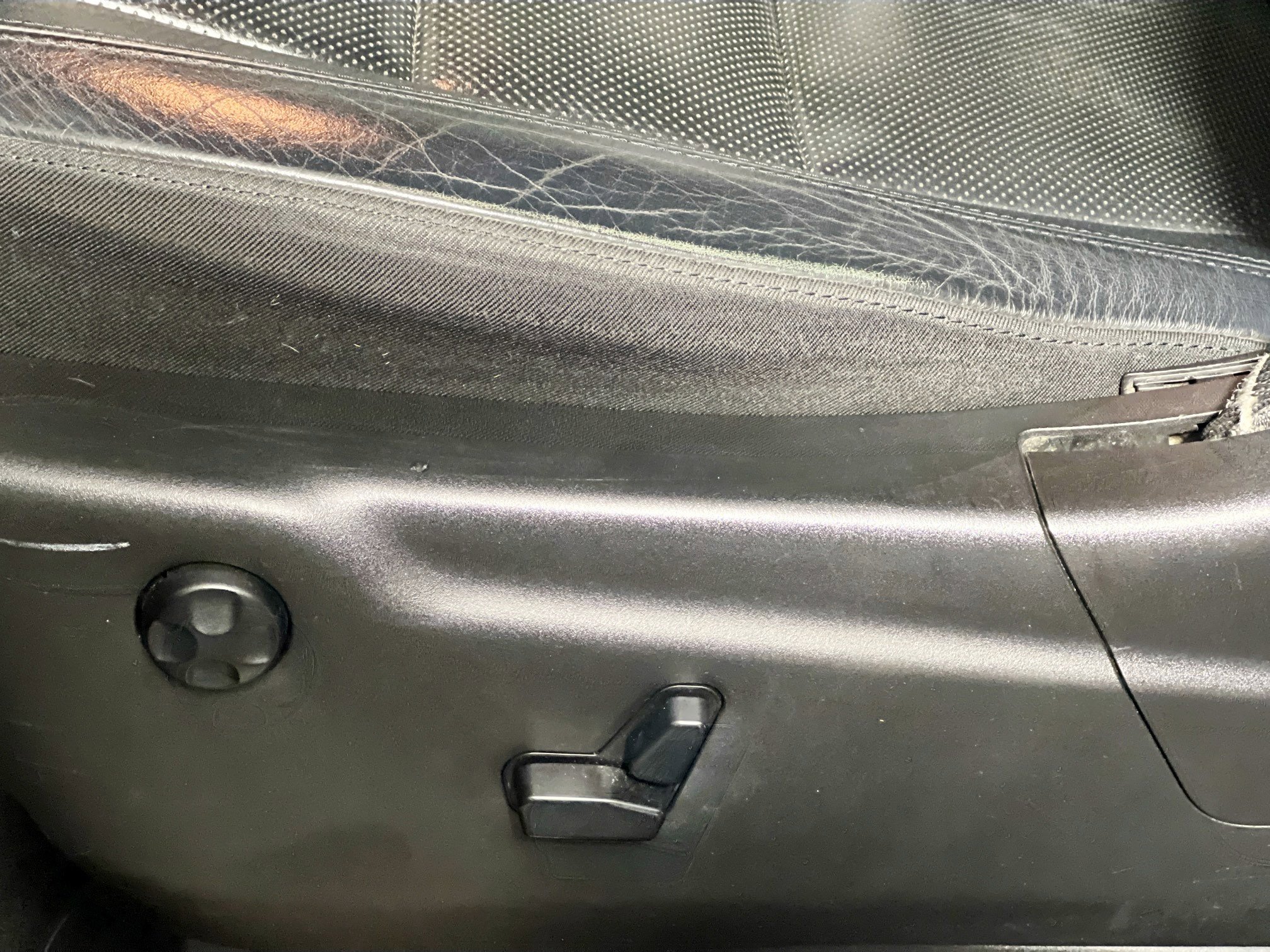 Used 2019 Jeep Grand Cherokee Limited w/ Luxury Group II image 15