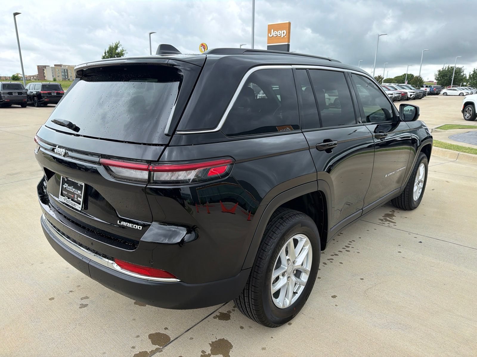 New 2026 Jeep Grand Cherokee Laredo AWD/4WD image 5