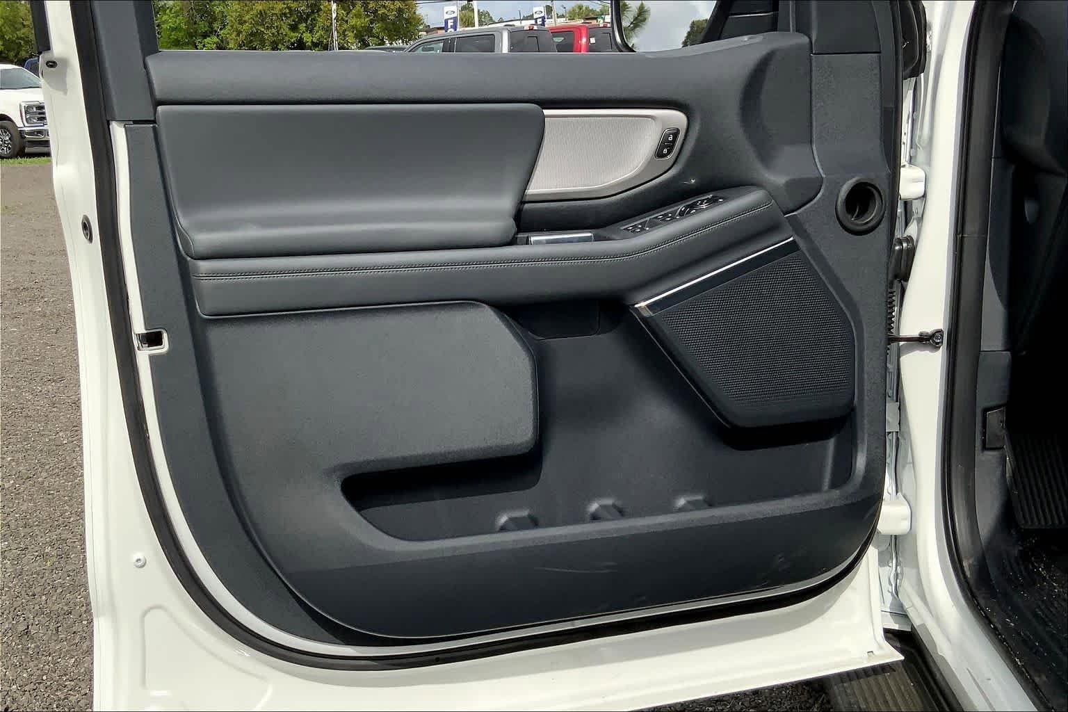 New 2026 Ford Expedition Active AWD/4WD image 10