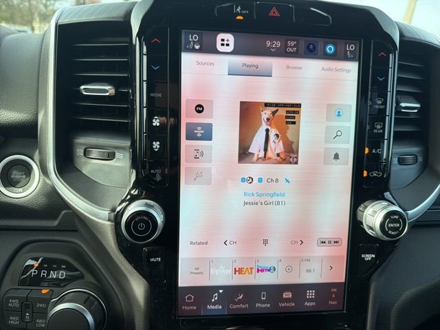 New 2026 RAM 1500 4x4 Crew Cab image 29