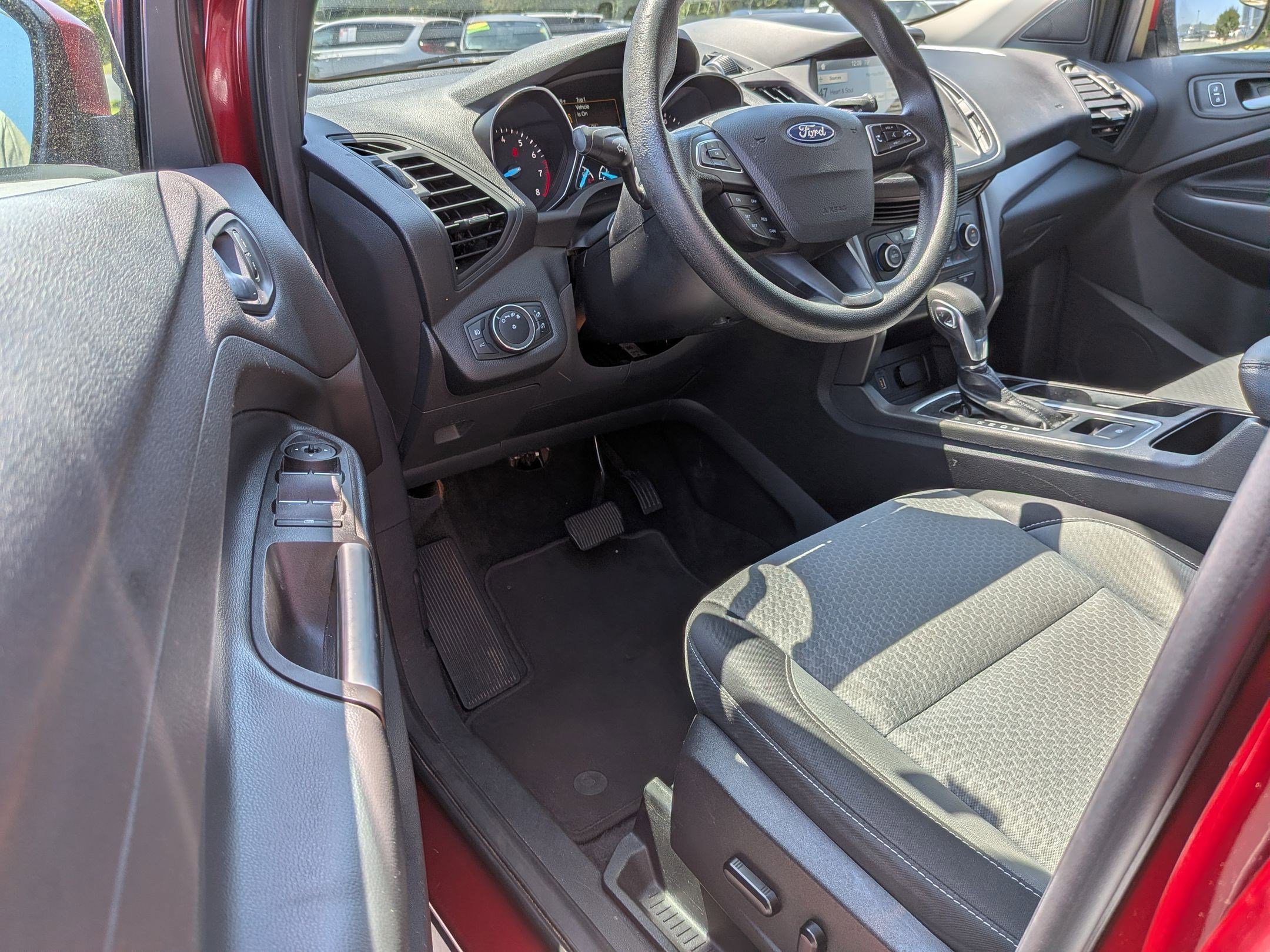 Used 2019 Ford Escape SE AWD/4WD image 11