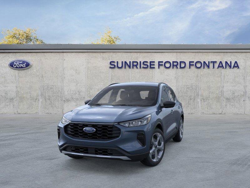 Used 2025 Ford Escape ST-Line w/ Equipment Group 301A image 2