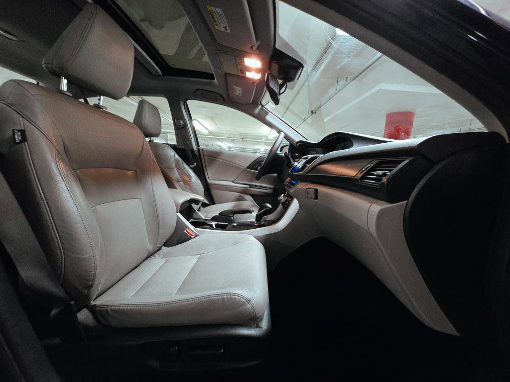 Used 2015 Honda Accord EX-L image 33