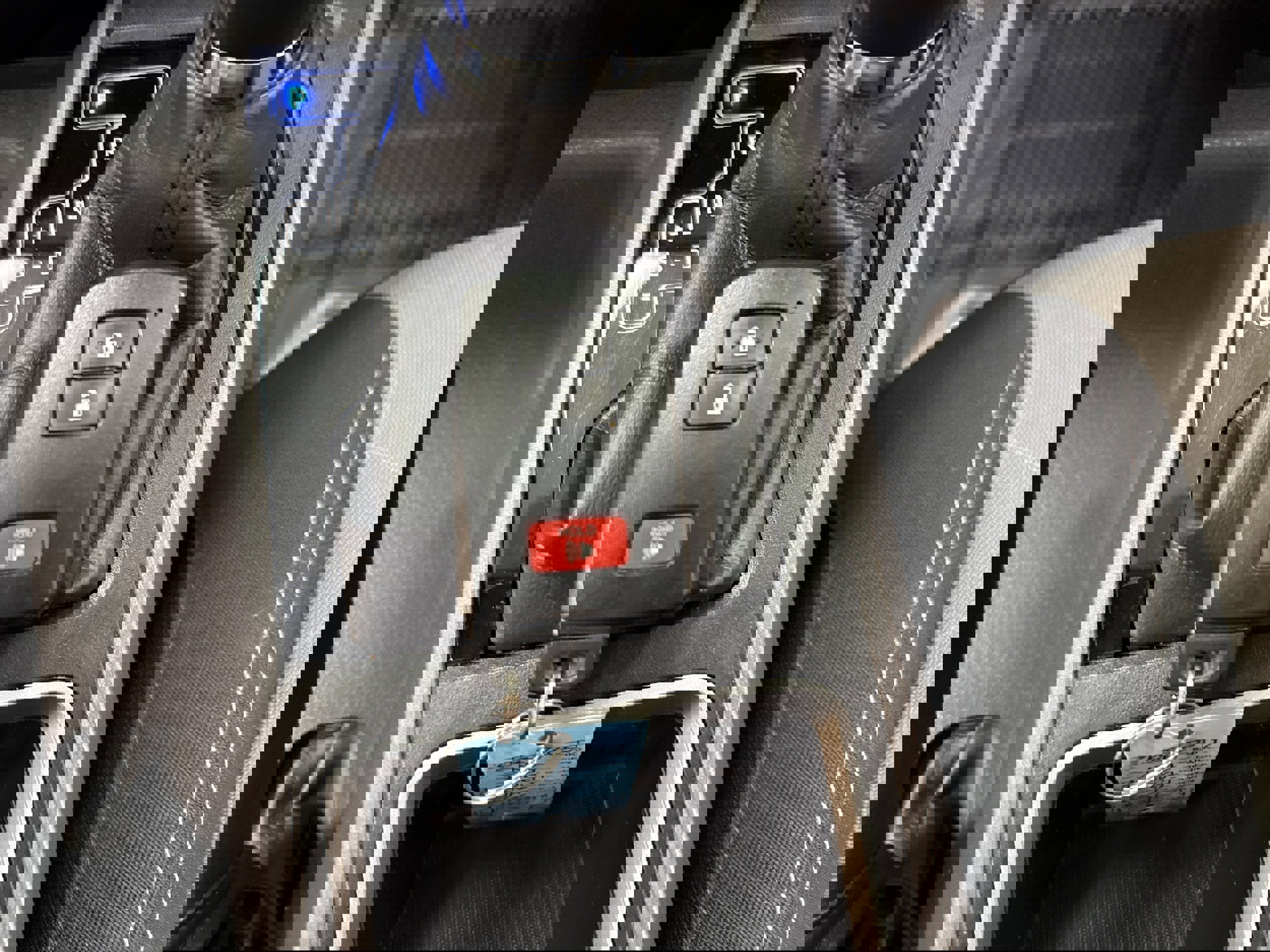 Used 2023 Toyota Tacoma TRD Sport image 32