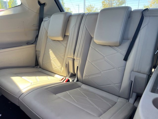 Used 2024 Volkswagen Atlas SE AWD/4WD image 31