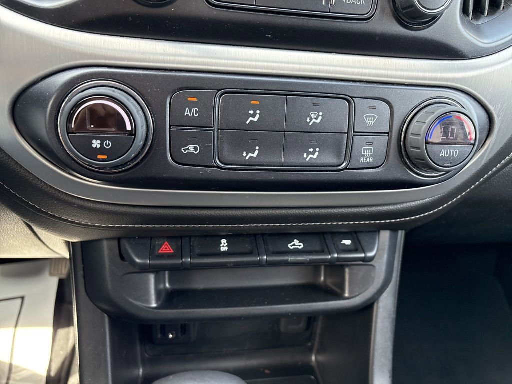Used 2022 GMC Canyon Elevation image 22