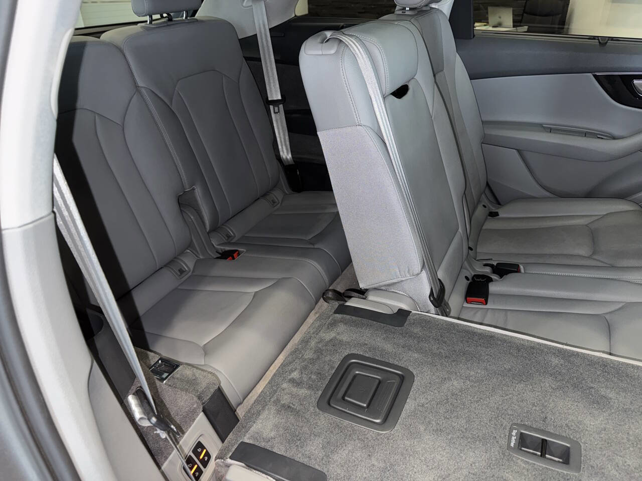 Used 2017 Audi Q7 3.0T Premium Plus image 40