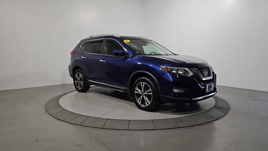 Used 2017 Nissan Rogue SL w/ SL Premium Package AWD/4WD image 8