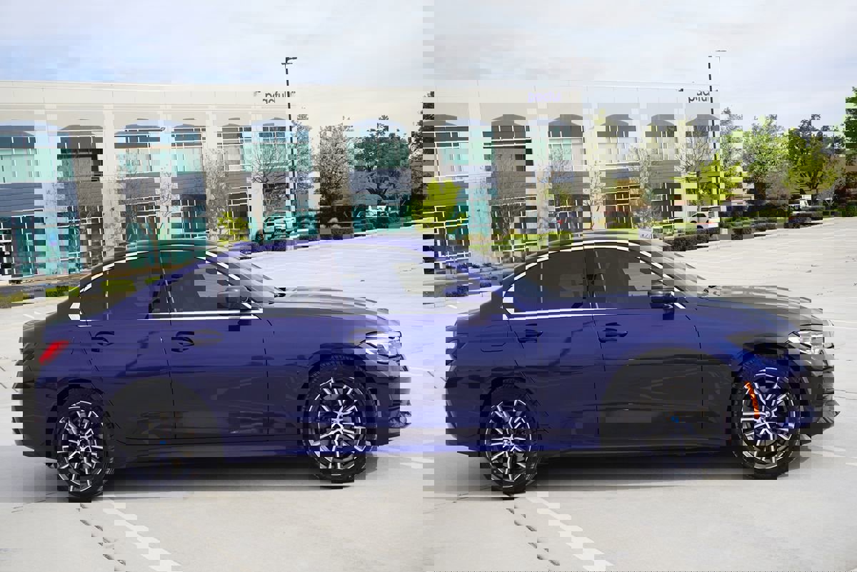 Used 2019 BMW 330i Sedan RWD image 7