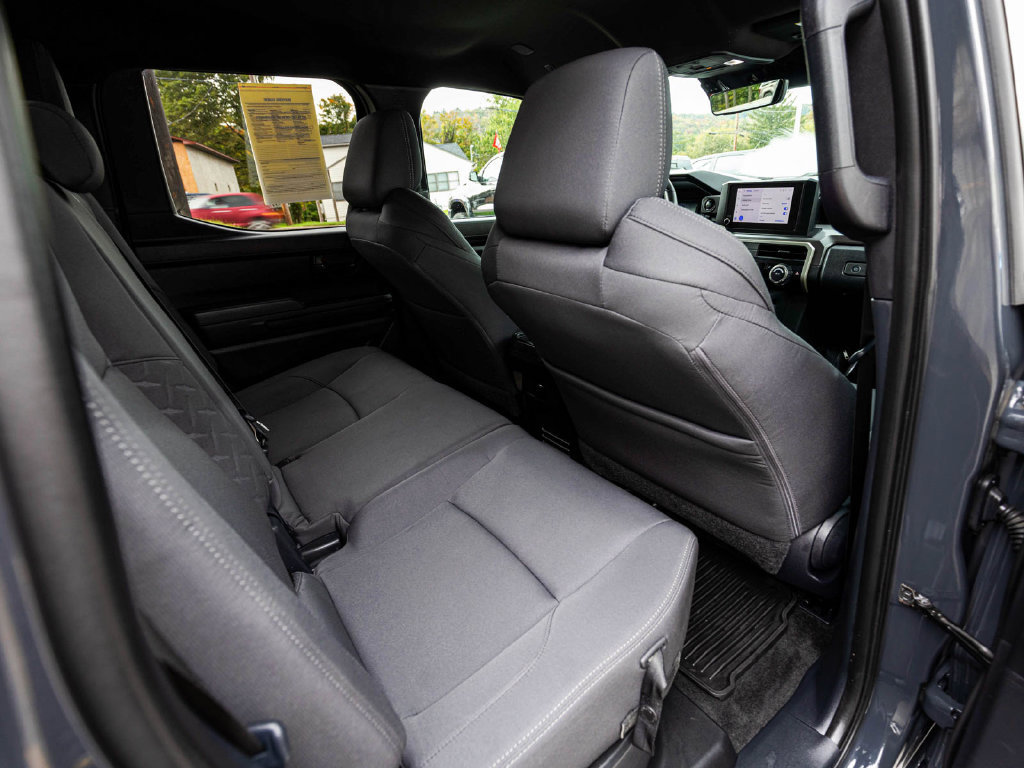 Used 2024 Toyota Tacoma SR5 AWD/4WD image 29