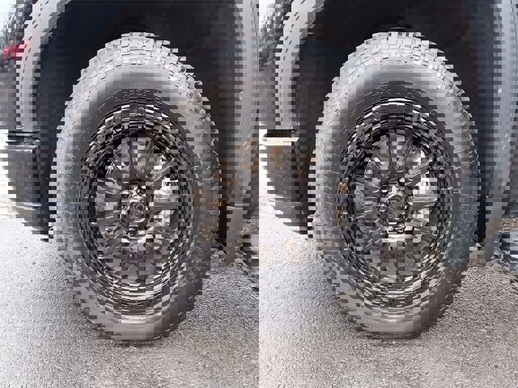 Used 2023 GMC Sierra 1500 Denali w/ Technology Package image 10