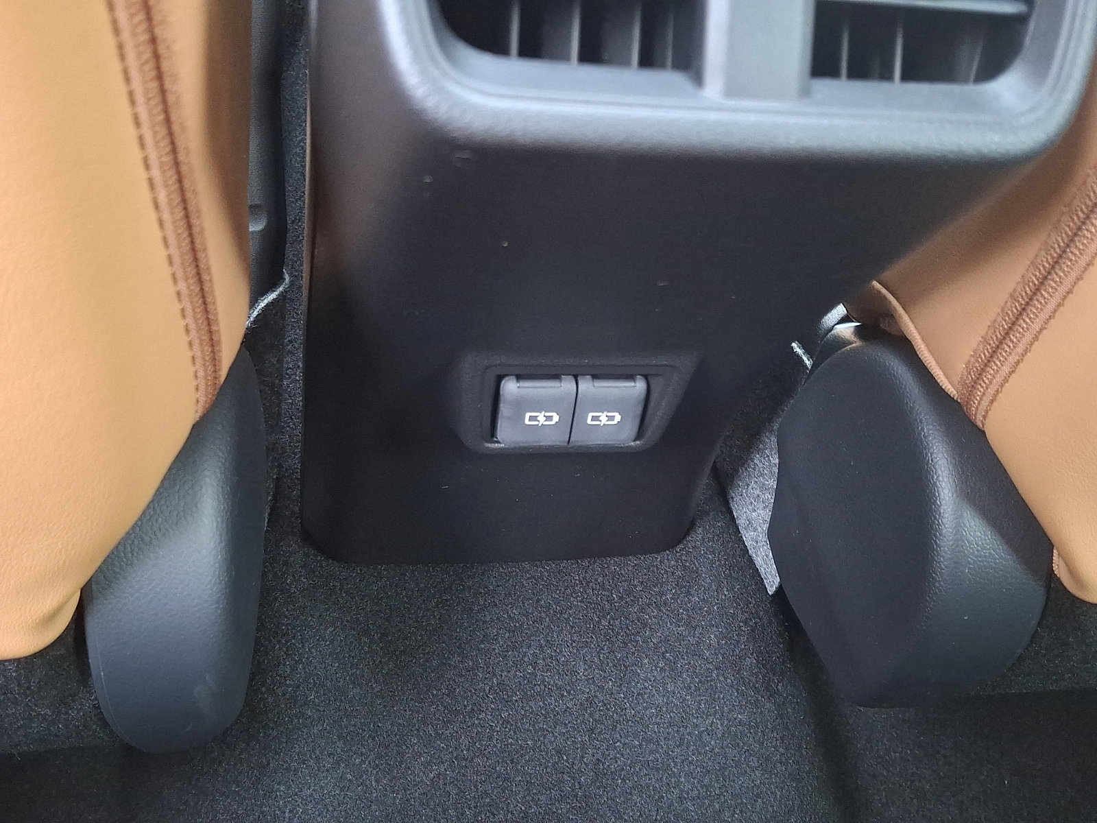 New 2026 Lexus UX 300h AWD image 7