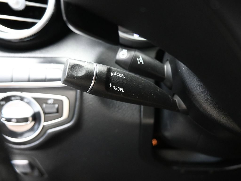 Used 2018 Mercedes-Benz GLC 300 4MATIC Coupe image 37