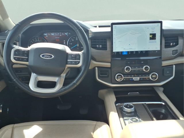 Used 2023 Ford Expedition Limited image 20