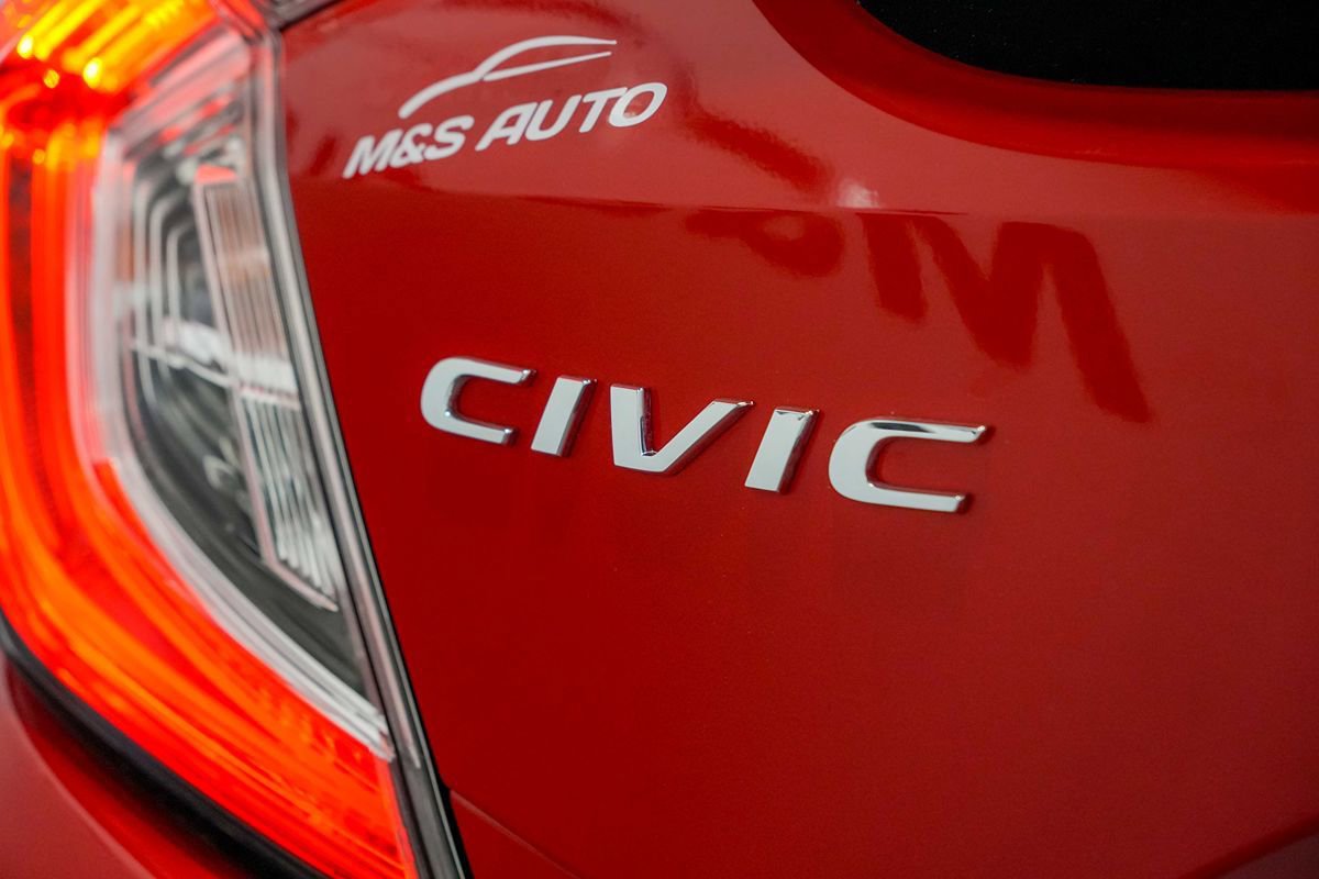 Used 2017 Honda Civic Sport Touring image 11