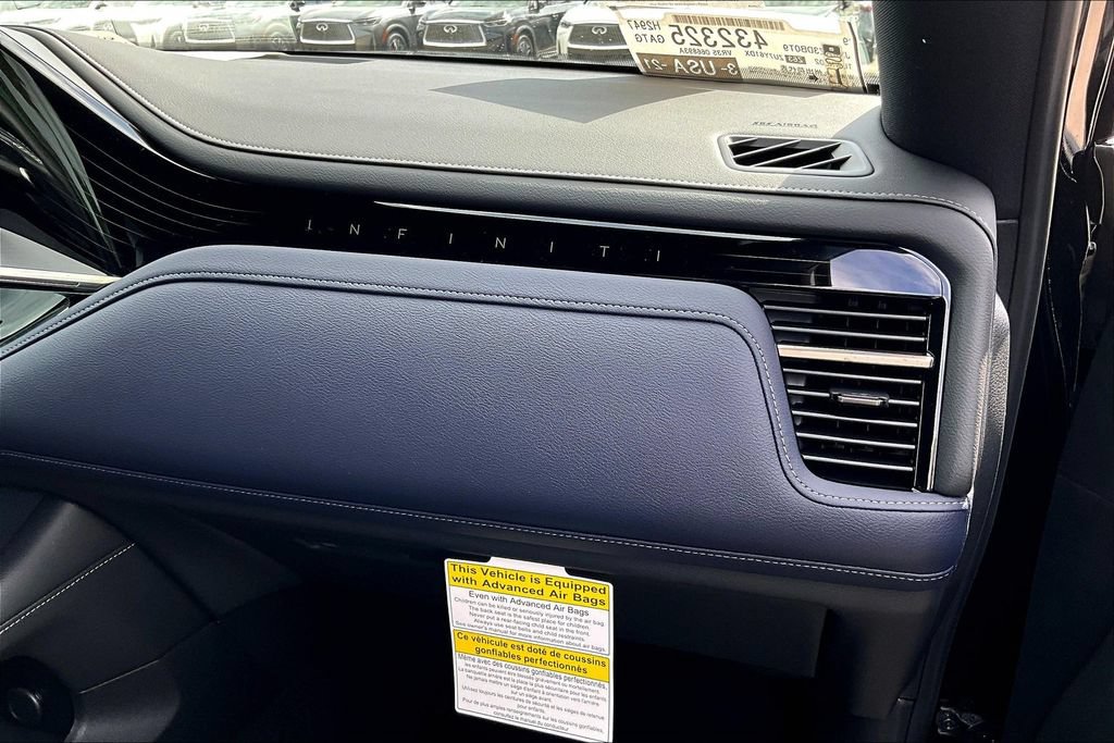 Used 2026 INFINITI QX80 4WD w/ Sport Exterior Package image 16