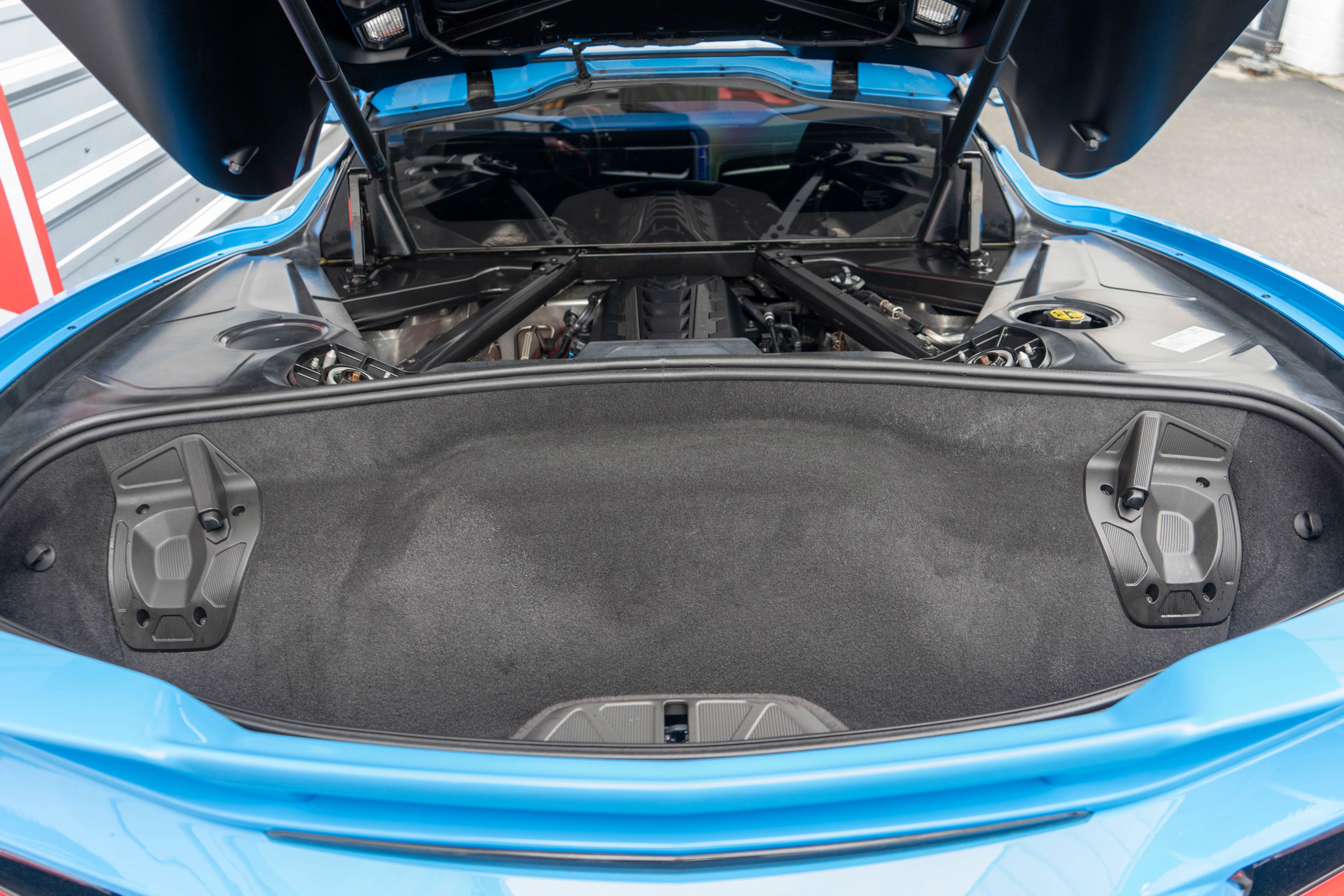 Used 2023 Chevrolet Corvette Stingray Coupe w/ Z51 Performance Package RWD image 28