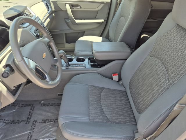 Used 2016 Chevrolet Traverse LT w/ Style and Technology Package FWD image 19