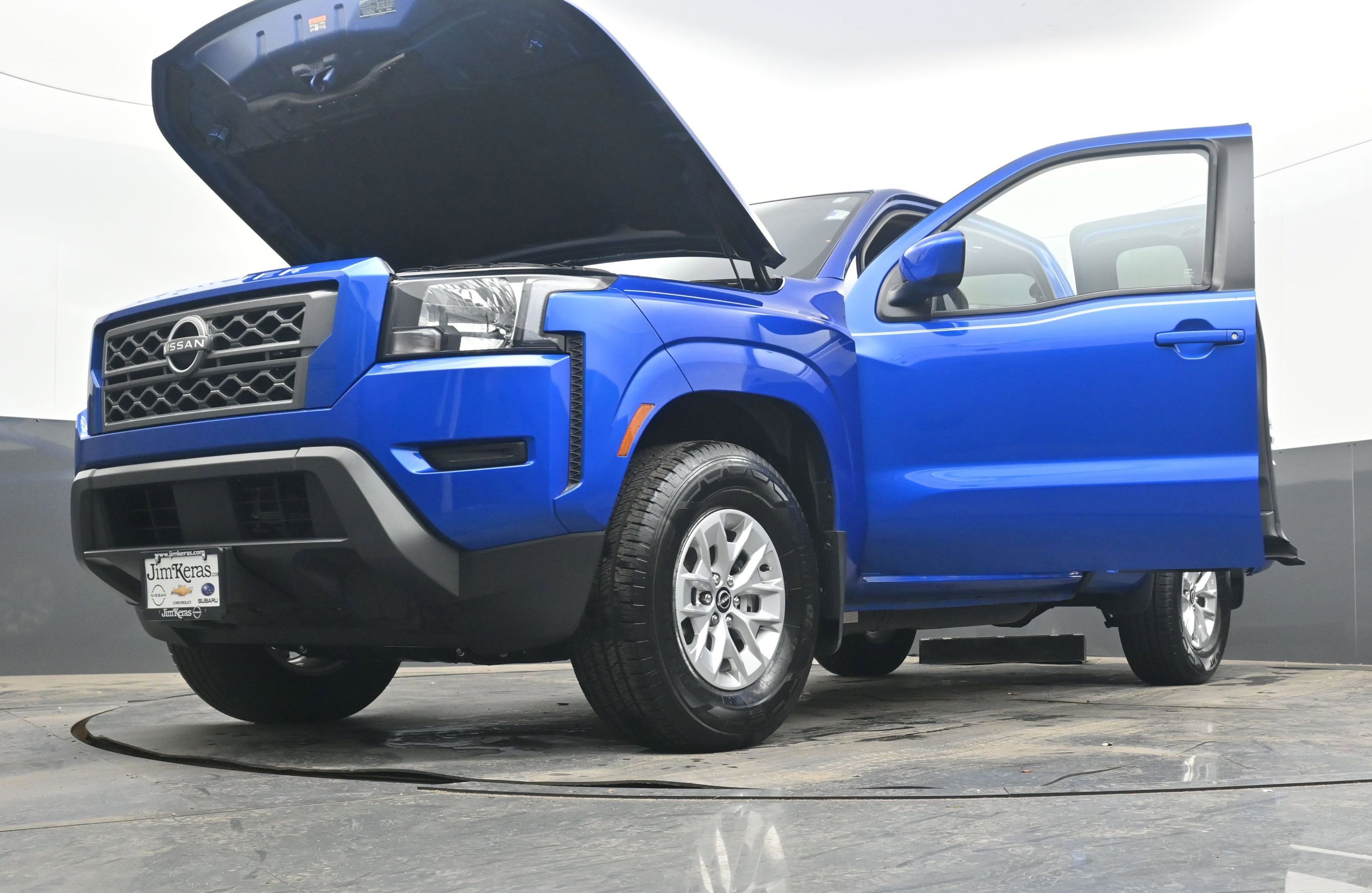 Certified 2024 Nissan Frontier SV image 41