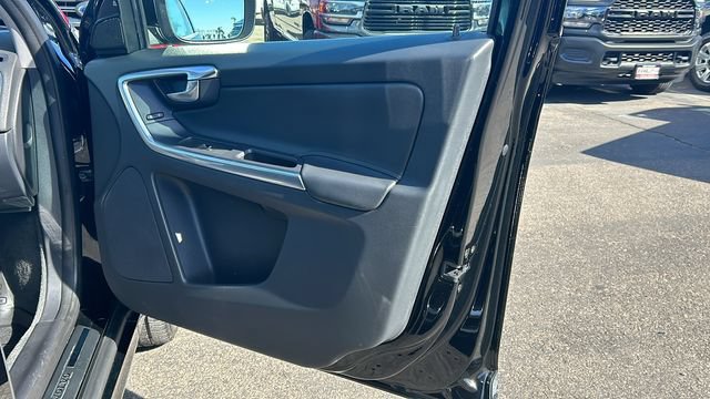 Used 2015 Volvo XC60 T5 Platinum w/ Protection Package FWD image 10