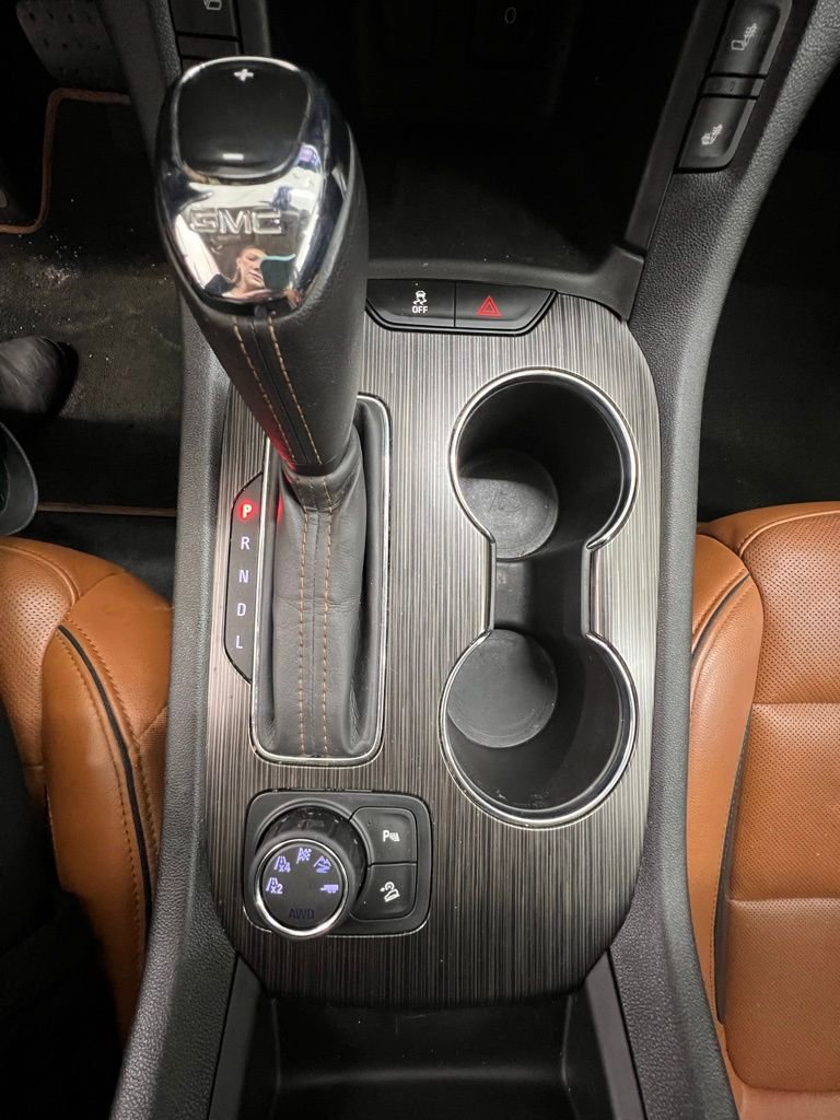 Used 2019 GMC Acadia SLT image 19