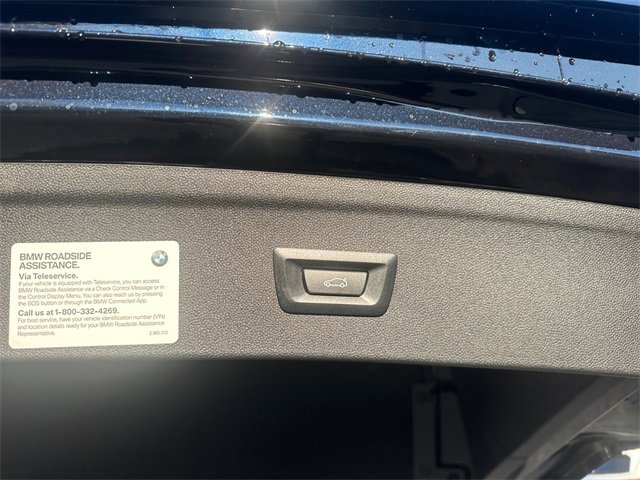 New 2026 BMW iX xDrive60 w/ M Sport Package image 16