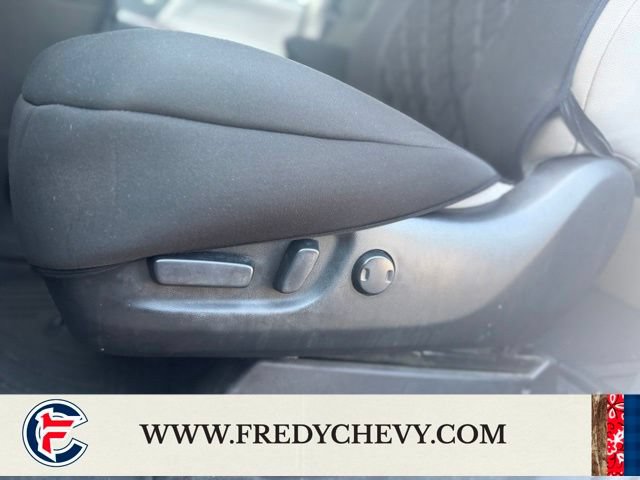 Used 2019 Toyota Sienna Limited Premium w/ Carpet Mat Package FWD image 17