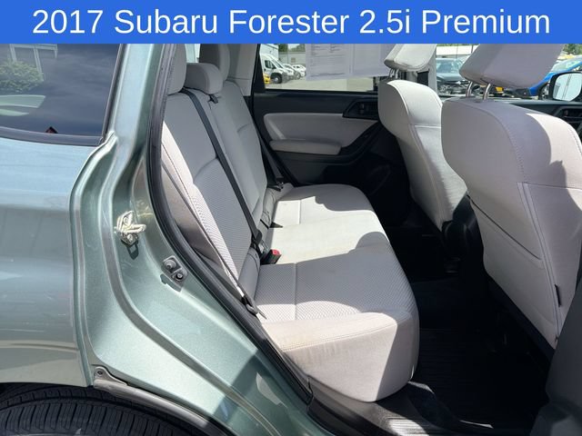 Used 2017 Subaru Forester 2.5i Premium w/ All-Weather Package AWD/4WD image 23