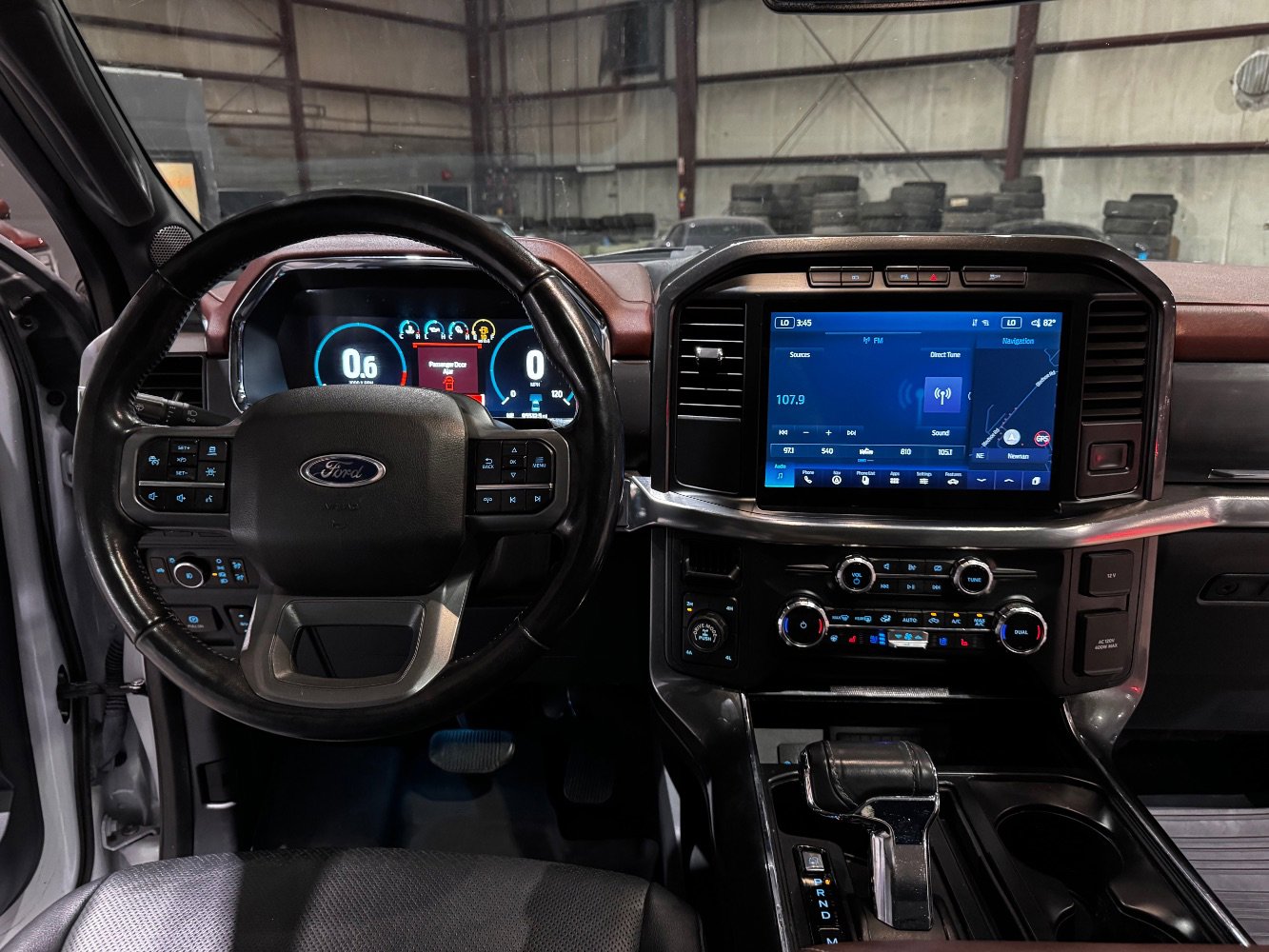 Used 2022 Ford F150 Lariat w/ Equipment Group 502A High image 29