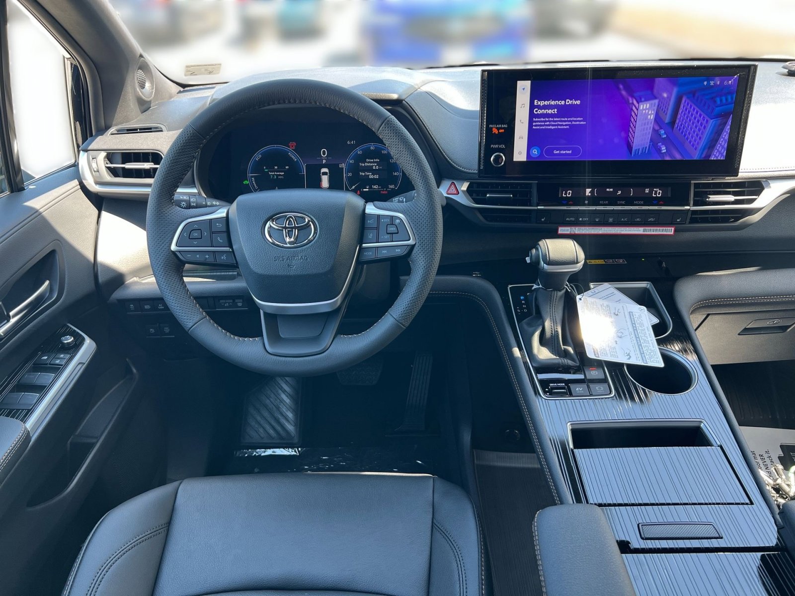 New 2026 Toyota Sienna XLE Woodland Edition AWD/4WD image 18