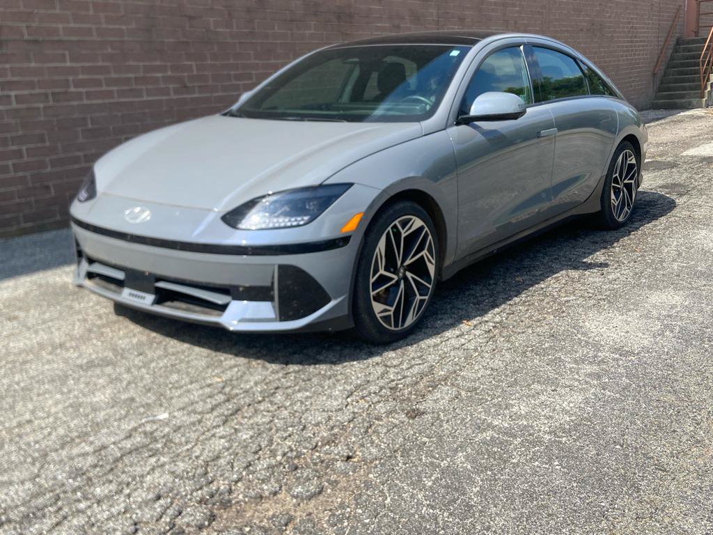Used 2024 Hyundai Ioniq 6 Limited RWD image 1