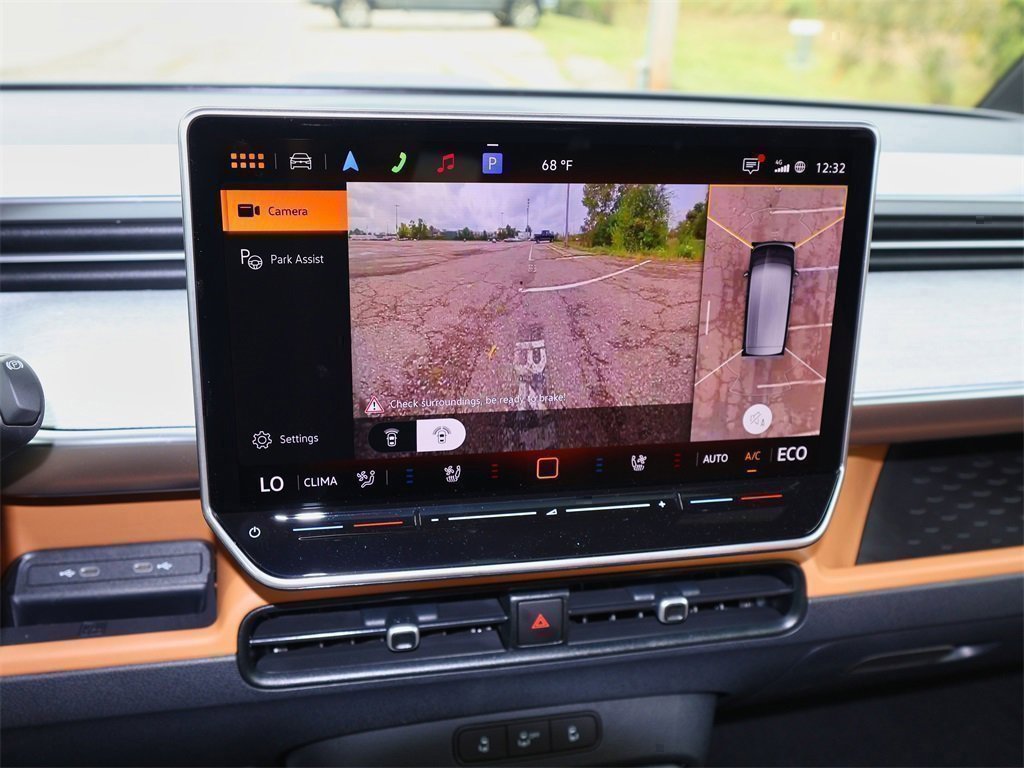 New 2025 Volkswagen ID. Buzz Pro S Plus image 21