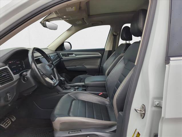 Used 2021 Volkswagen Atlas SEL Premium image 16