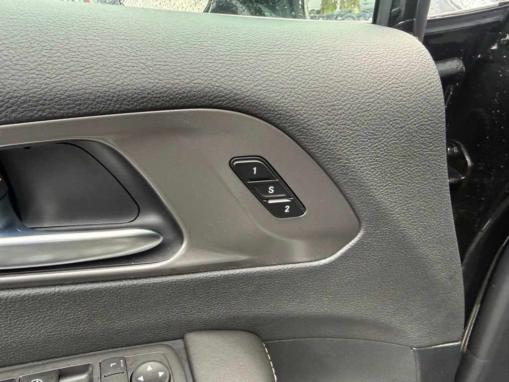 New 2026 Chrysler Pacifica Select FWD image 12