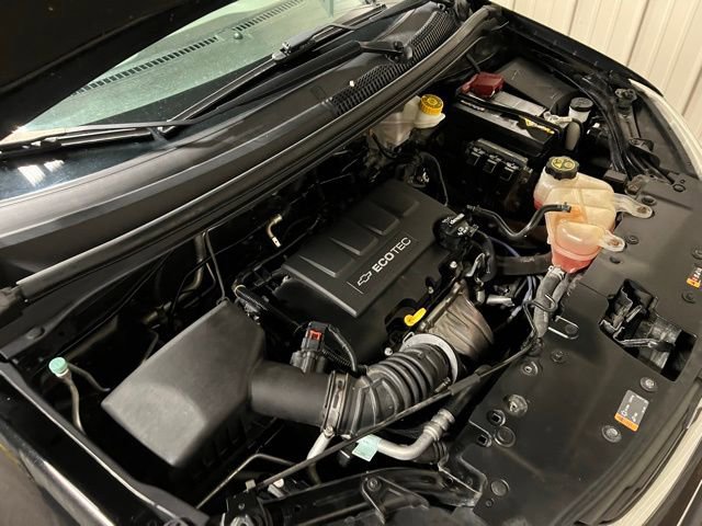 Used 2020 Chevrolet Sonic LT image 38