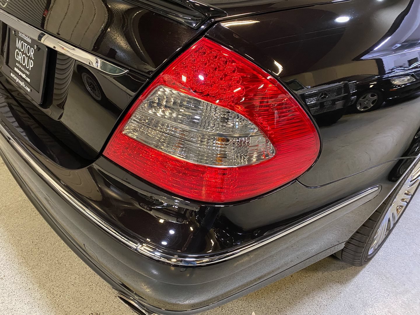 Used 2008 Mercedes-Benz E 350 Sedan image 28