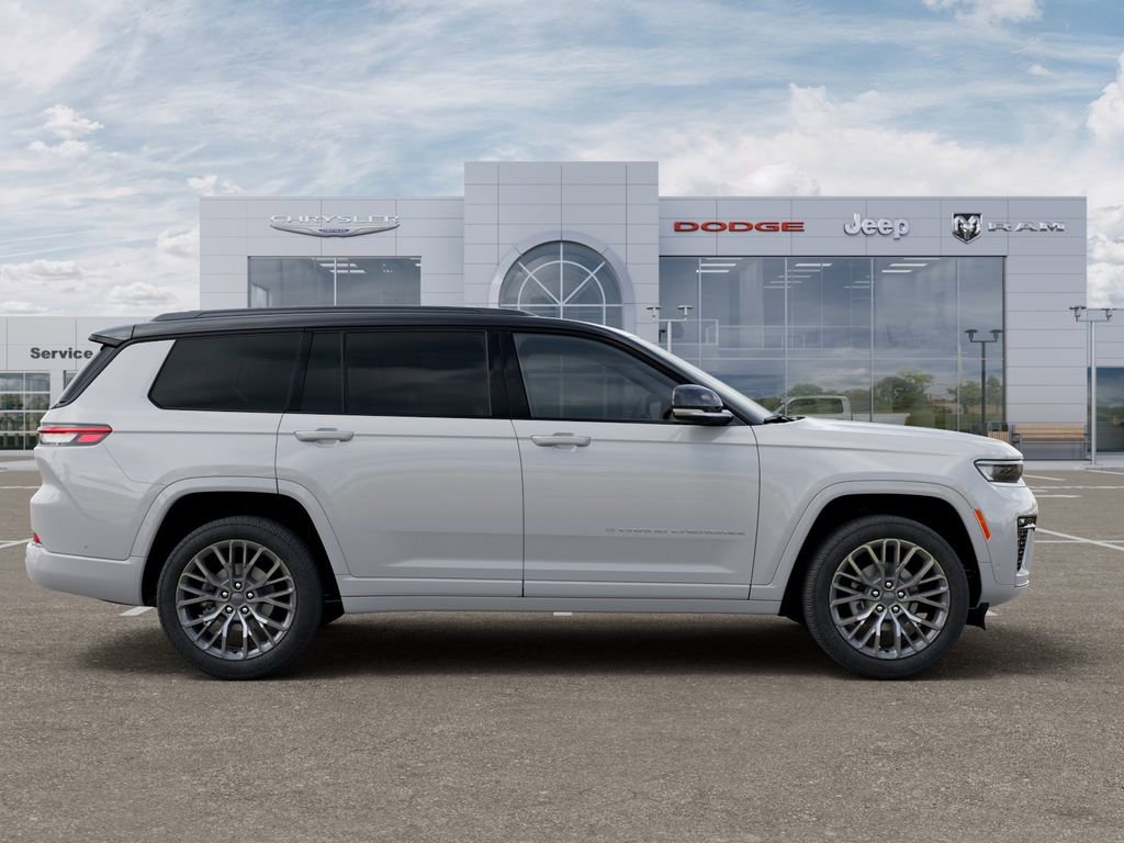 New 2026 Jeep Grand Cherokee L Summit AWD/4WD image 21