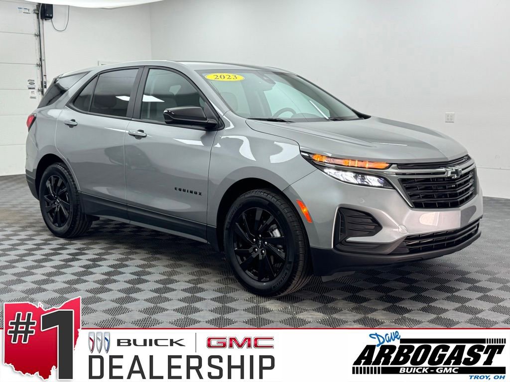 Used 2023 Chevrolet Equinox LS w/ LS Convenience Package image 1