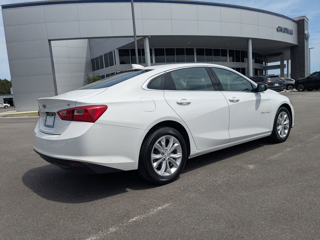 Used 2024 Chevrolet Malibu LT FWD image 4