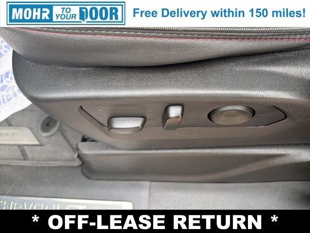 Used 2023 Chevrolet Suburban RST w/ Luxury Package image 12