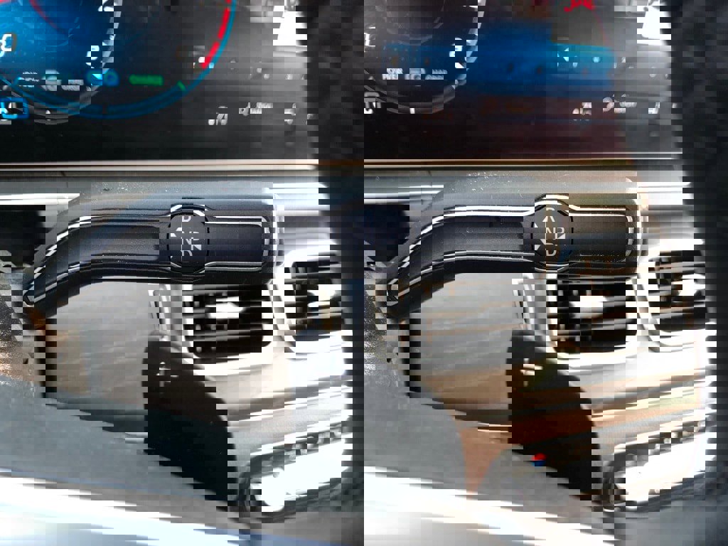 Certified 2022 Mercedes-Benz GLS 450 4MATIC image 24