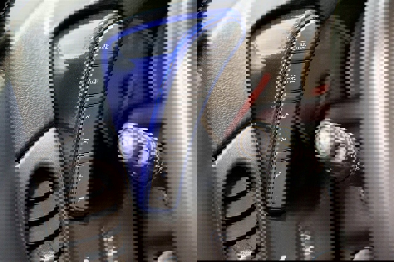 Used 2005 Chevrolet Corvette Convertible w/ Preferred Equipment Group image 16